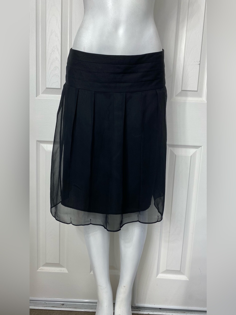 💯Silk Banana Republic Black A-Line Layered Chiffon Skirt